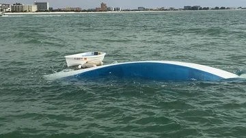 Barco hundido en las costas de Florida