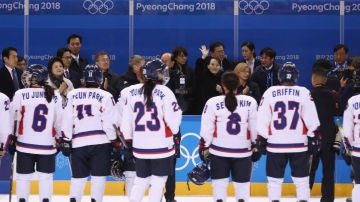 Las jugadoras de hockey de Corea