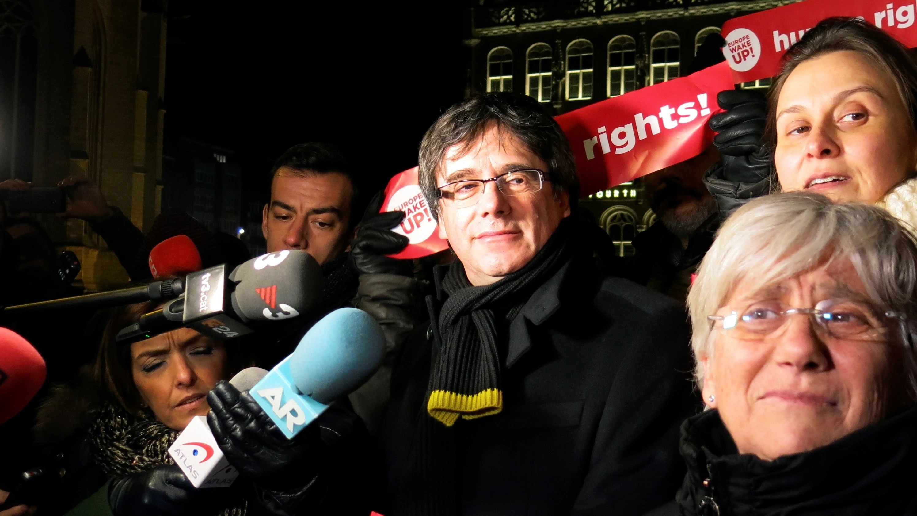 El expresidente catalán Carles Puigdemont durante una concentración en la localidad belga de Lovaina