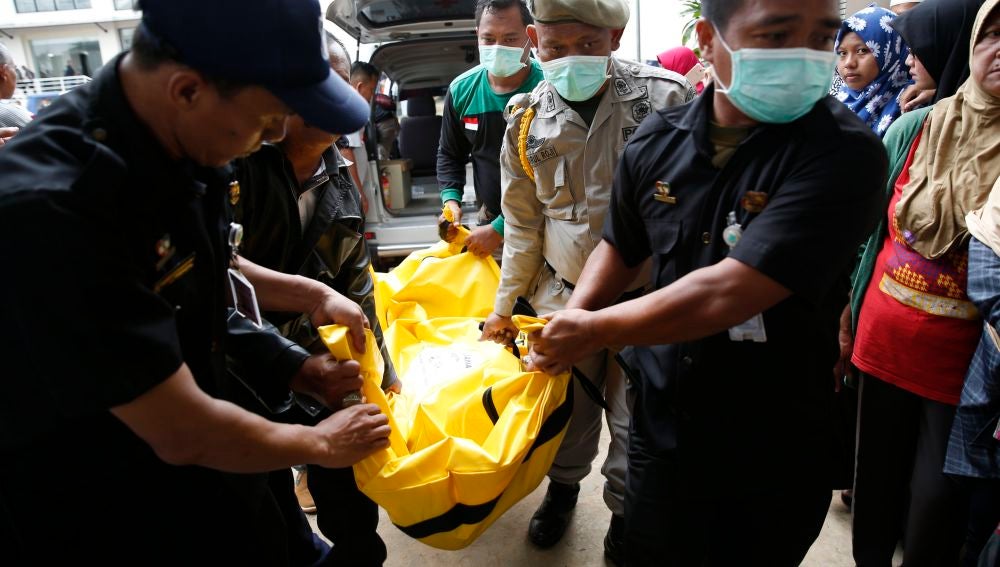 Víctimas mortales en un accidente de autobús en Indonesia