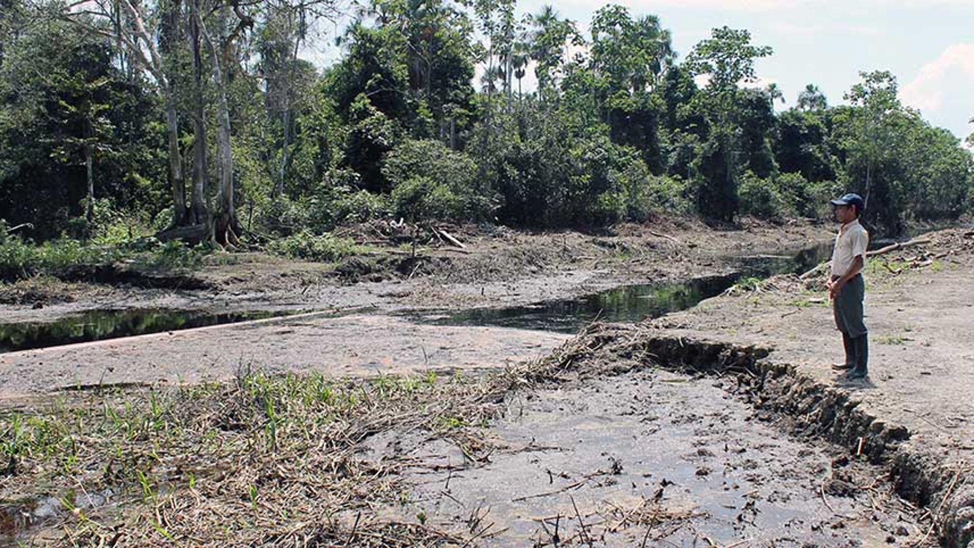 Río de Cuninico (Loreto, Perú) un año después del derrame de petróleo del oleoducto Norperuano. Diciembre, 2015. Autora: Cristina O'Callaghan Gordo/ISGlobal