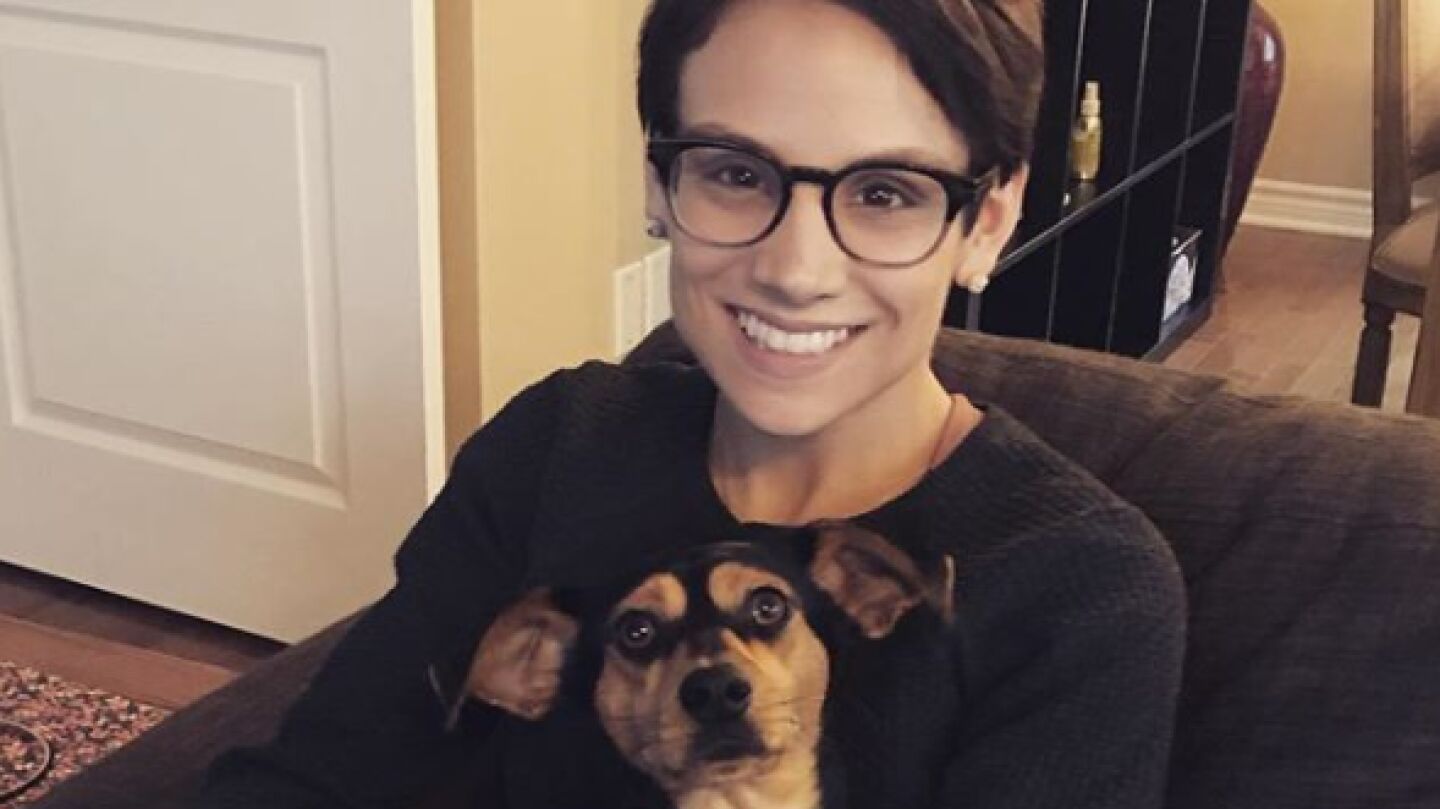 Meagan Duhamel adopta un perro para evitar que sea cocinado