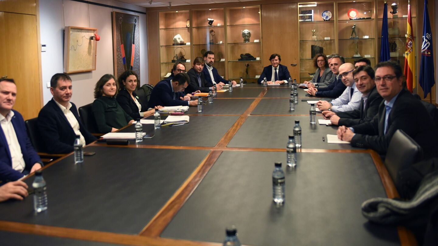 Reuni&oacute;n ACB, ABP y CSD para evitar la huelga en el baloncesto