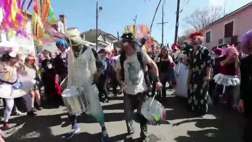 Dos tiroteos dejan tres heridos durante el desfile de Mardi Gras en Nueva Orleans