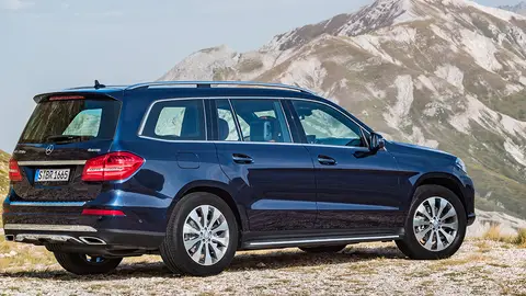 mercedes-gls-2016-26.jpg mercedes-gls-2016-26