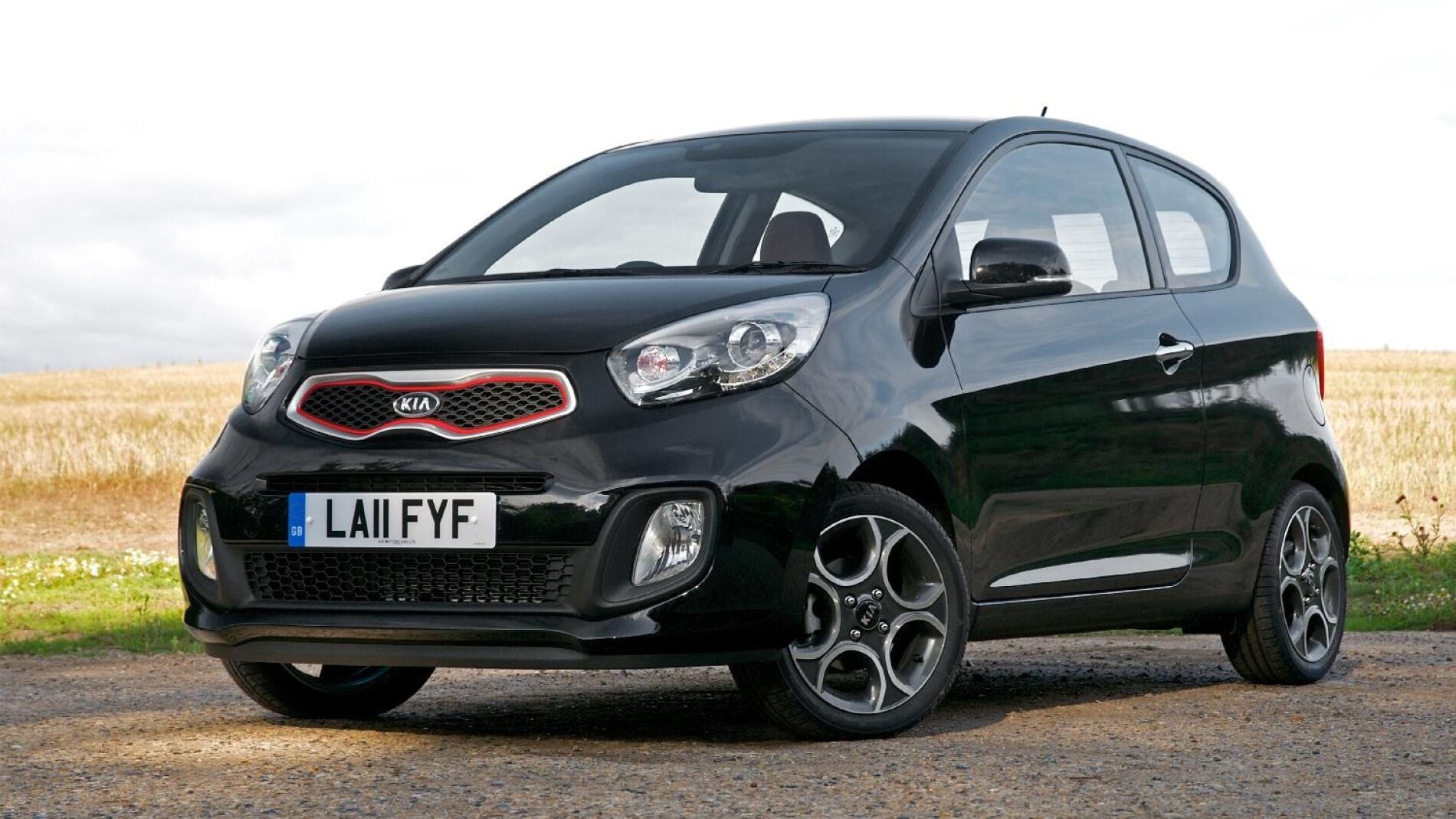 Kia_Picanto_3p_2012_01.jpg