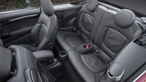 mini_cooper_s_cabrio_john_cooper_works_package_19