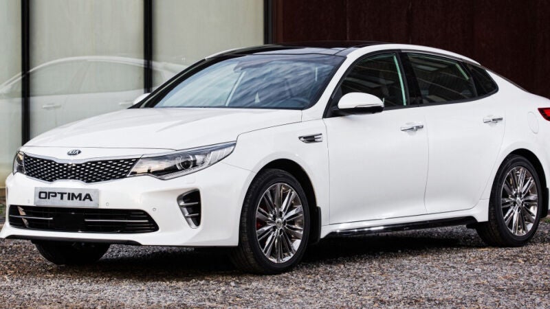 Kia Optima: Impactante y atractivo