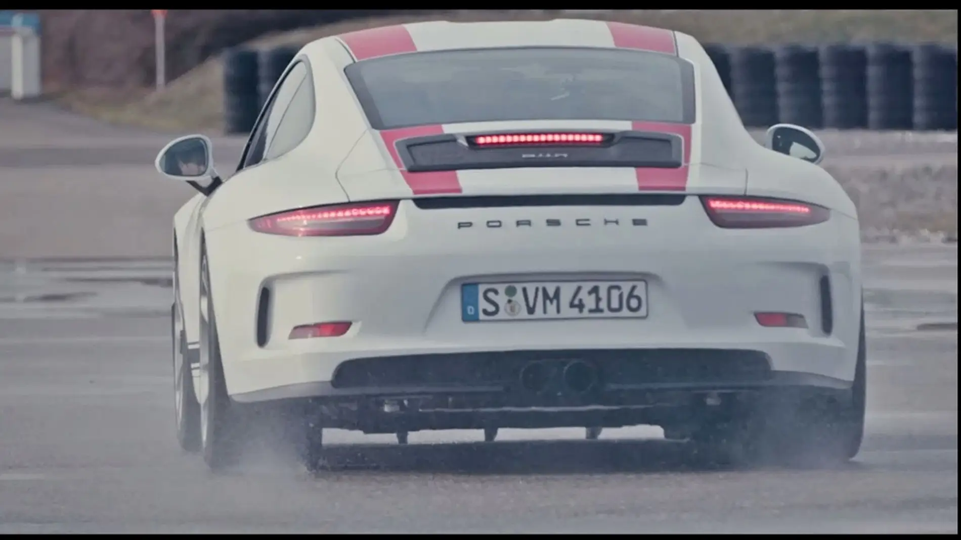 porsche-911-r-video-punta-tacon-2016-00.jpg