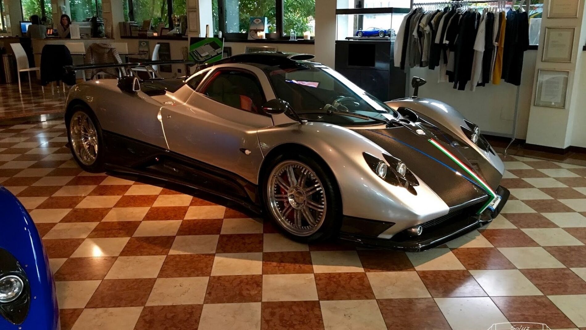 pagani-zonda-la-nonna-1115-03.jpg