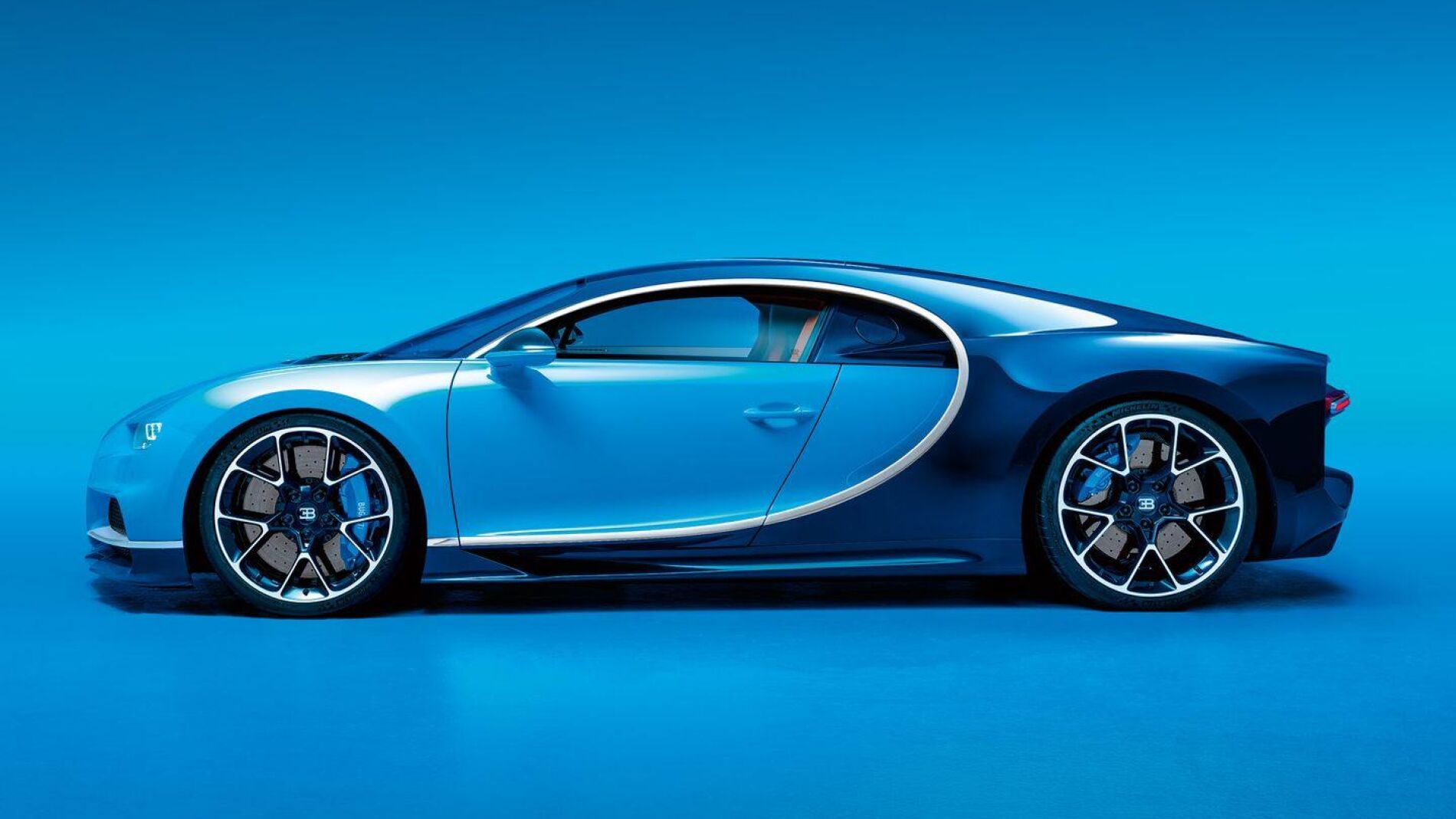 bugatti-chiron-2016-4.jpg