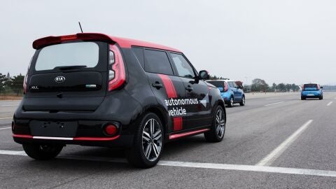kia-soul-autonomo-20151118-02