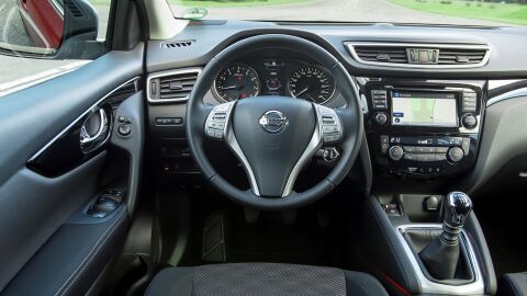 nissan-qashqai-2016-1115-07