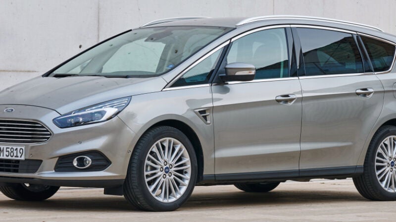 Ford S-Max: Uno de los MPVs grandes más completos del mercado