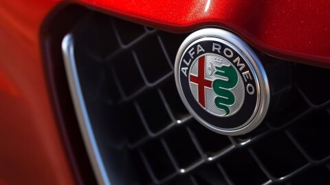 Alfa_Romeo-Giulia_2016_01