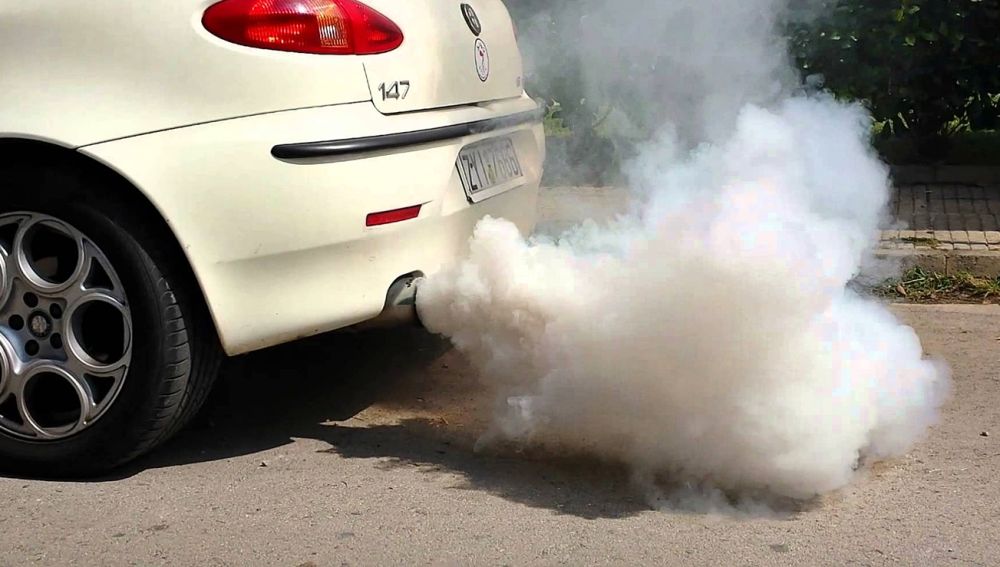 averias-humo-escape-0216-00.jpg