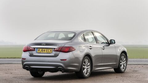 infiniti-q7017