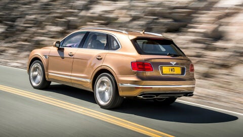 bentley-bentayga-2016-07