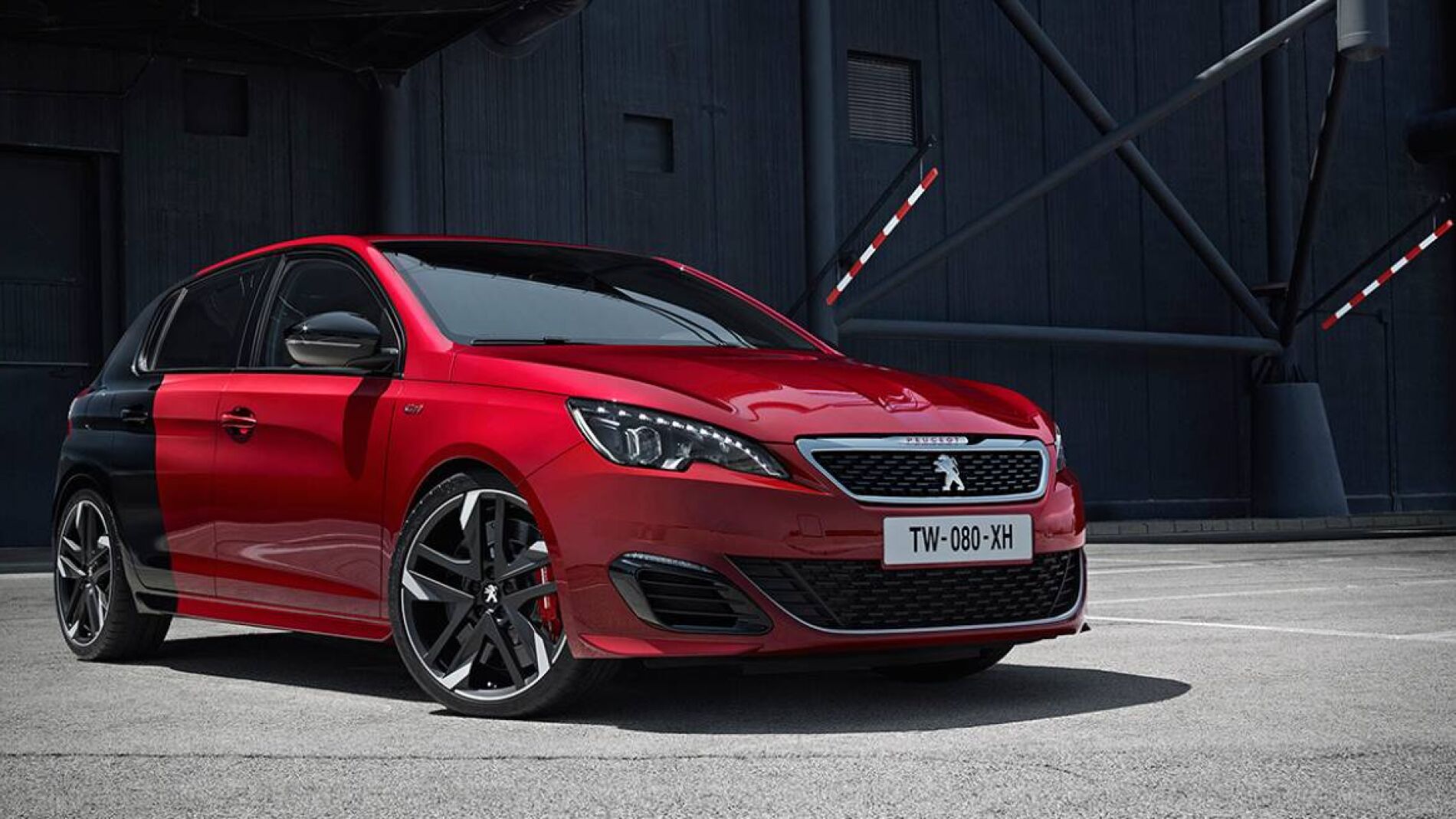 1440_peugeot-308-gti-2015-93-1440px_1440x655c.jpg