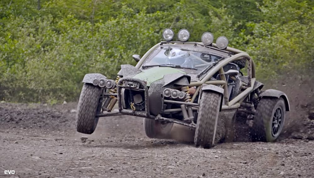 ariel-nomad-video-evo-0216-00.jpg