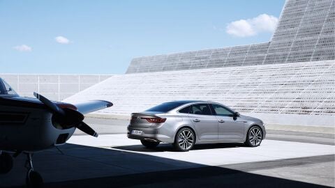 renault-talisman-2015-30