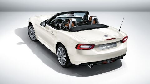 fiat-124-spider-20151118-03