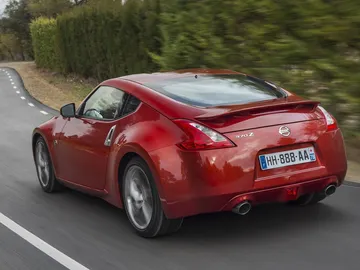 Nissan-370Z_rear.jpg Nissan-370Z_rear.jpg