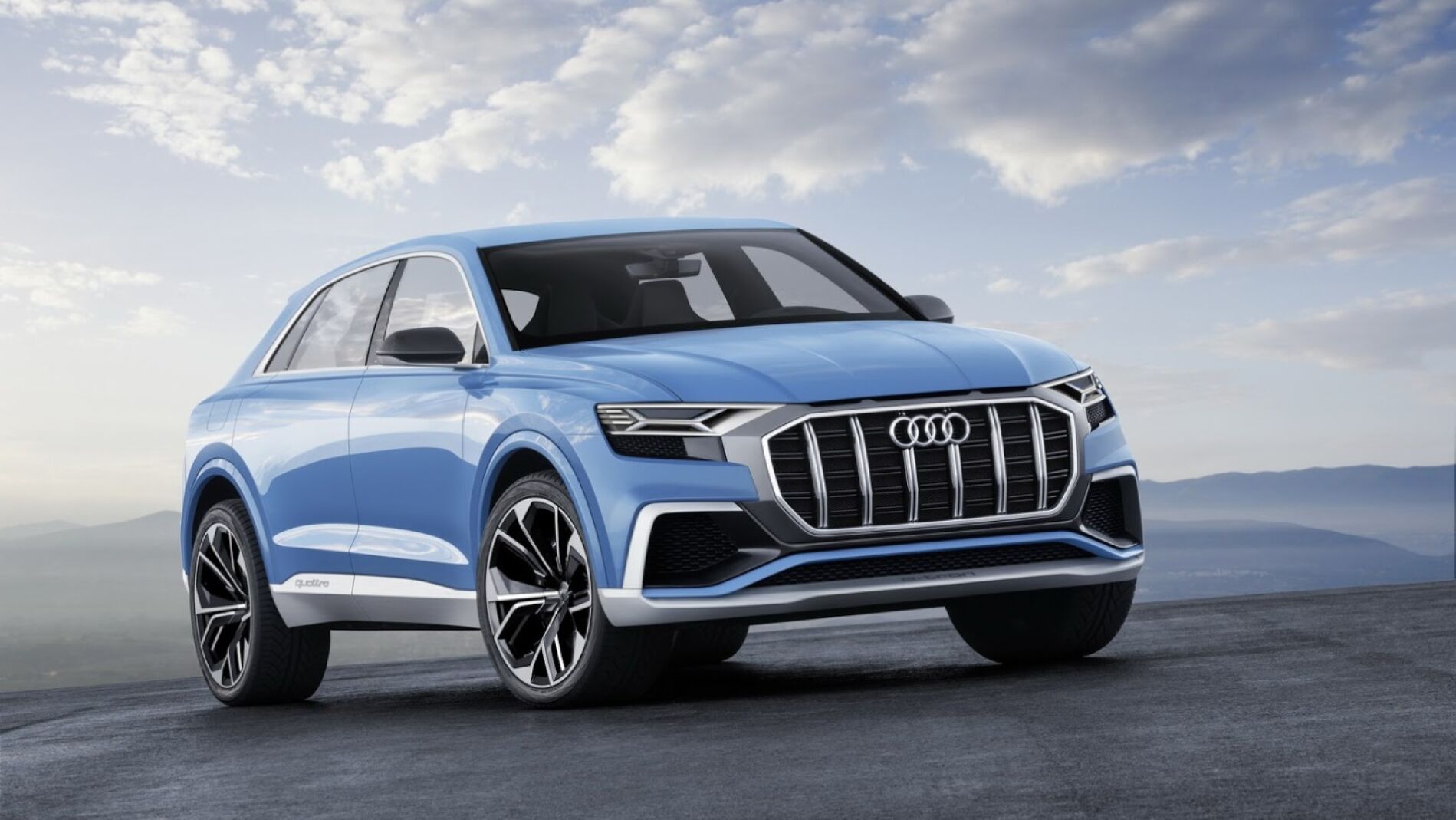 Audi-q811.jpg