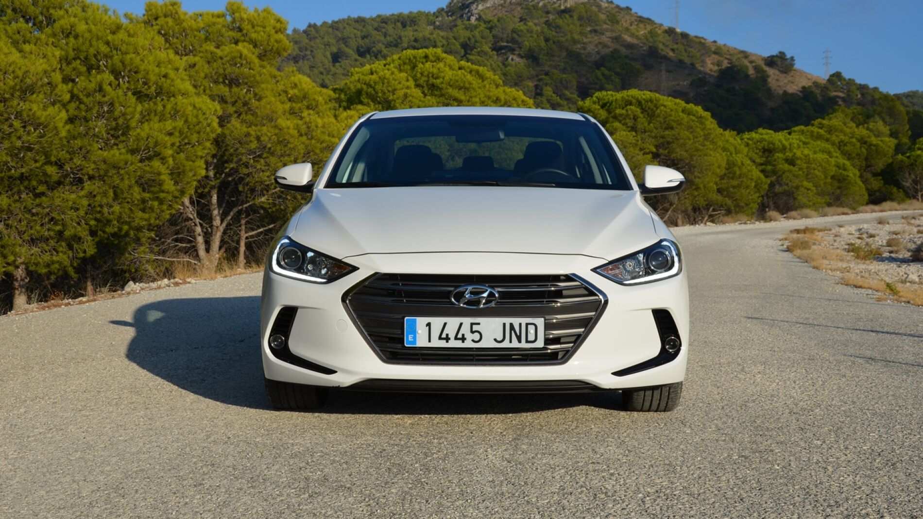 hyundai-elantra-prueba-david-clavero-2016-002.jpg