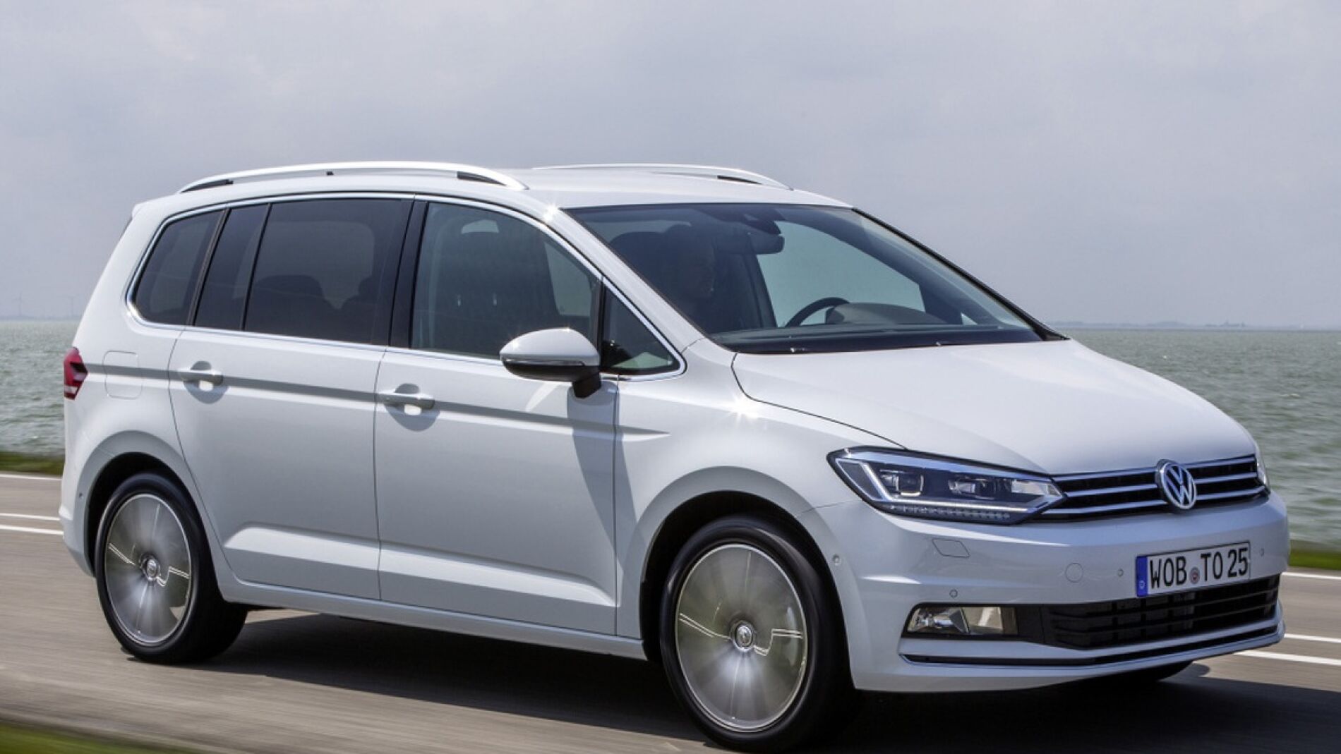 volkswagen-touran26.jpg