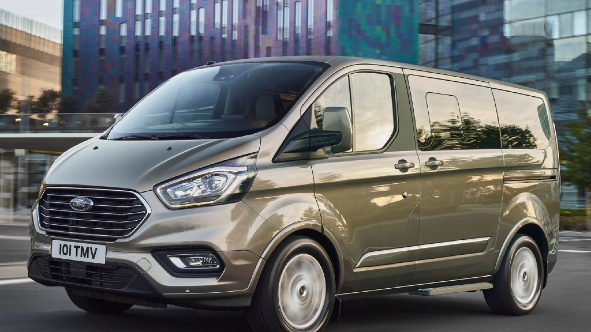 ford_tourneo_custom_63.jpg