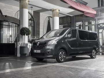 renault-trafic-spaceclass9.jpg renault-trafic-spaceclass9.jpg