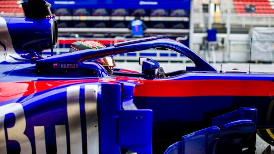 Hartley, durante los test en Barcelona