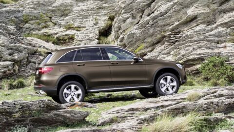 Mercedes-GLC1