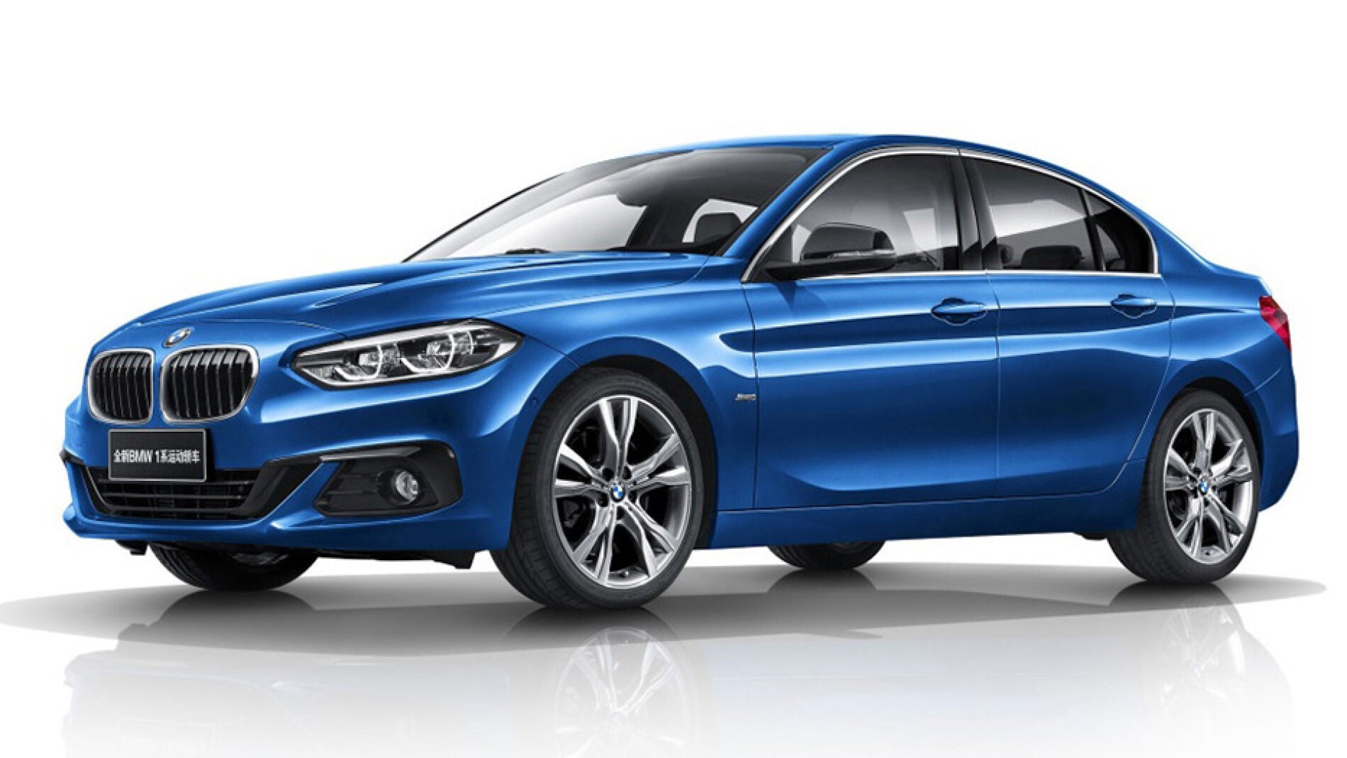 bmw_125i_sedan_sport_line_2.jpg