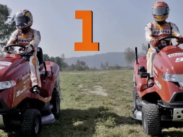 marquez-pedrosa-carrera-cortacesped-honda-0617-01.jpg marquez-pedrosa-carrera-cortacesped-honda-0617-01.jpg