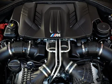 BMW-M6-v8-turbo-2016-01.jpg BMW-M6-v8-turbo-2016-01.jpg