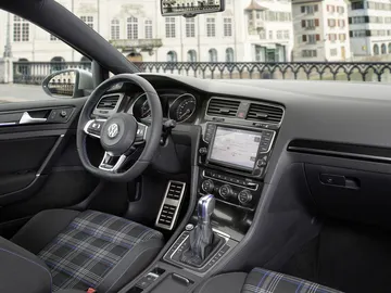 volkswagen-golf-gte-prueba-david-clavero-2016-23.jpg volkswagen-golf-gte-prueba-david-clavero-2016-23.jpg