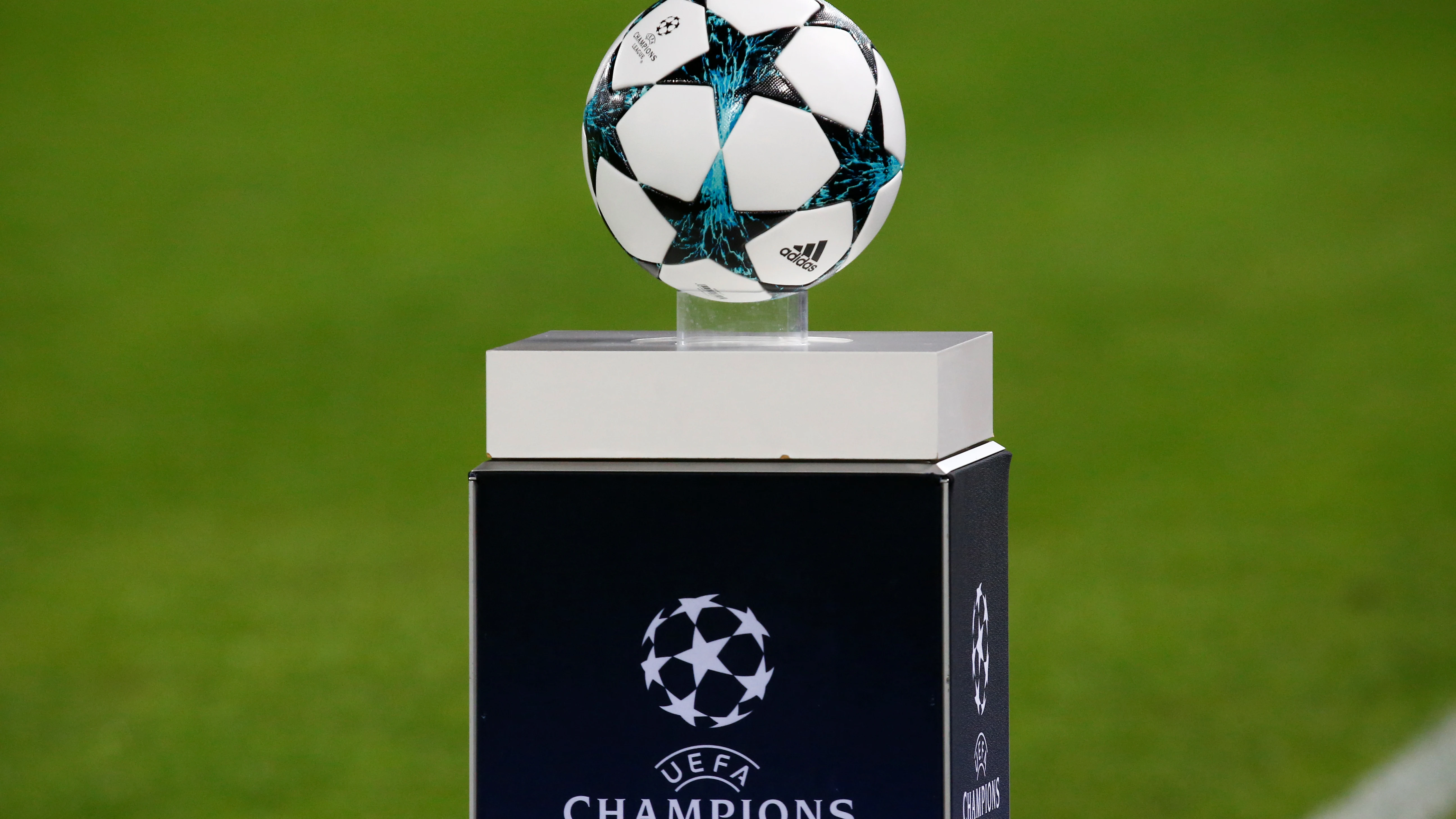 El balón de la Champions League