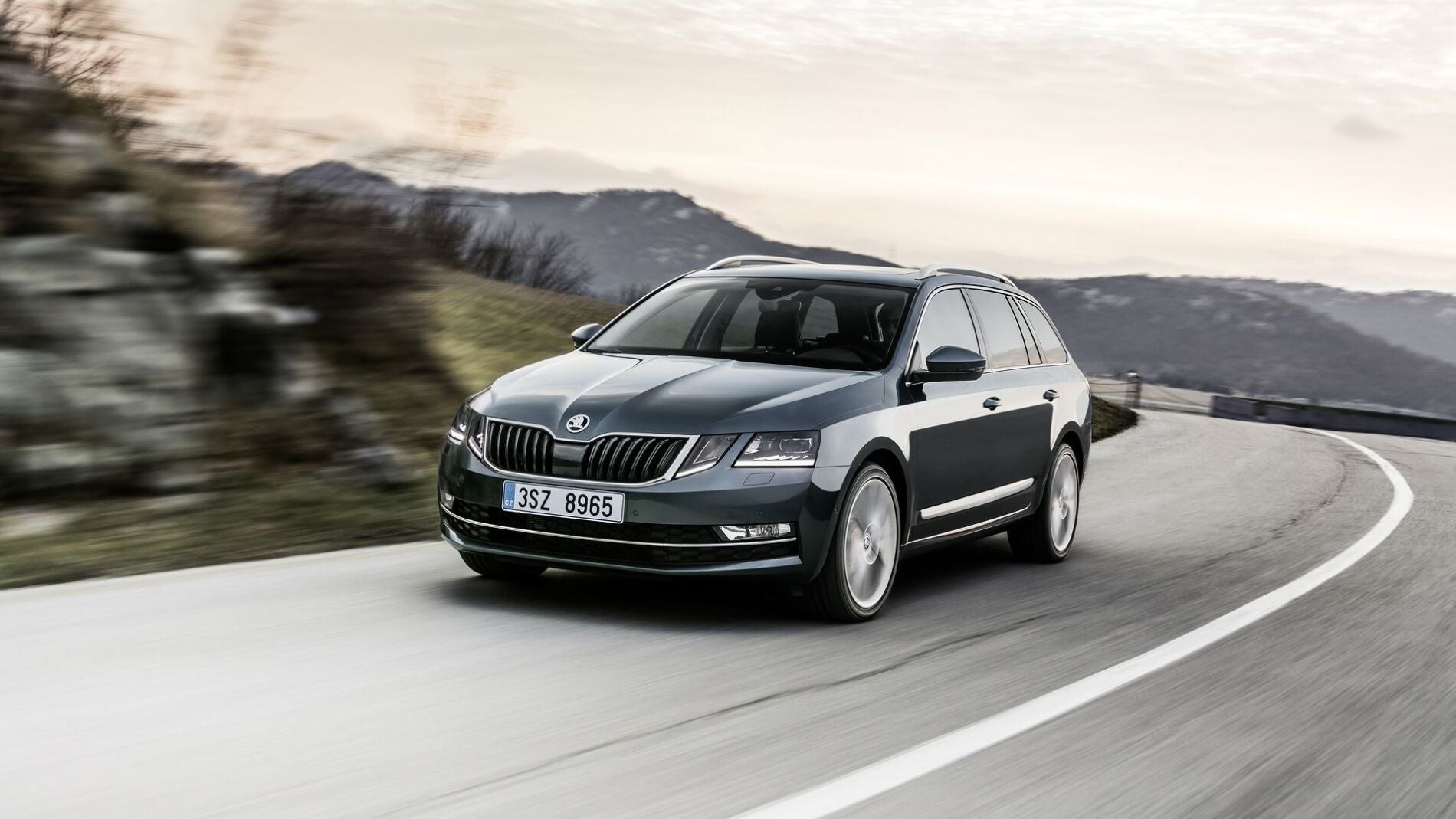 skoda-octavia-2017-ficha-12.jpg