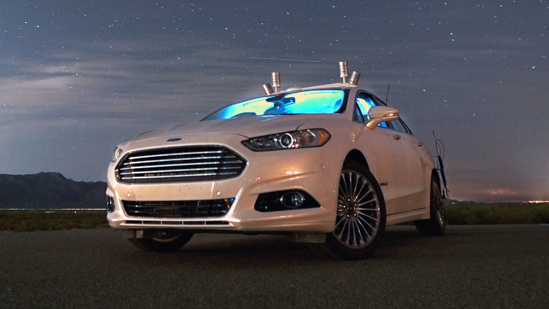 ford-fusion-hybrid-autonomous-research-2016-00.jpg