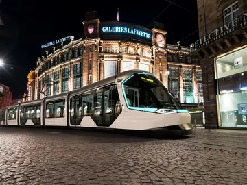 Foto_Peugeot_TranviaEstrasburgo_2.jpg Foto_Peugeot_TranviaEstrasburgo_2.jpg