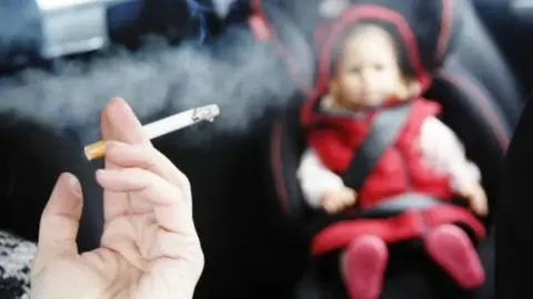 Fumar en el coche Fumar en el coche