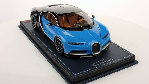 Bugatti-chiron-escala-2016-03