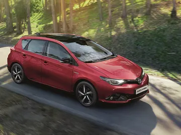 toyota_auris_bi-tono_1.jpg toyota_auris_bi-tono_1.jpg