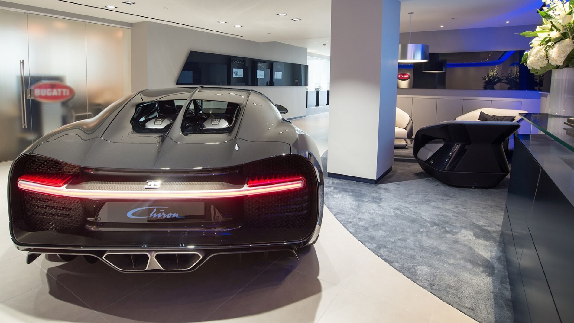 concesionario-bugatti-londres-27072016003.jpg