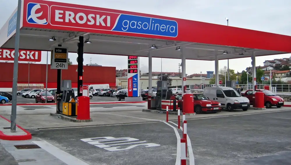 gasolinera-eroski-2016-01.jpg