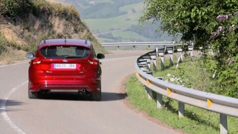 FOCUS ST LINE