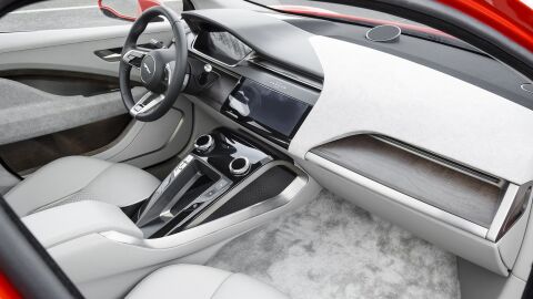 jaguar-i-pace-2017-004