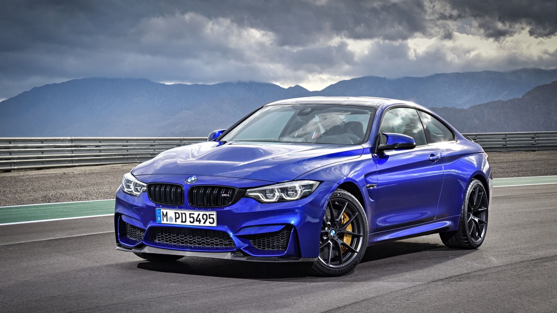 bmw-m4-cs-2017-001.jpg